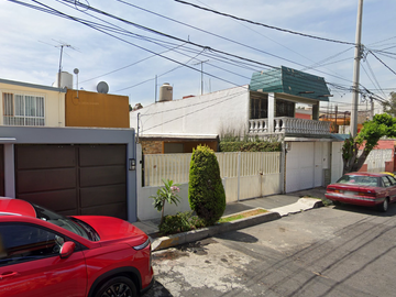 Casa en venta en Hacienda de La Condesa, Prados del Rosario, Azcapotzalco, Ciudad de México, CDMX