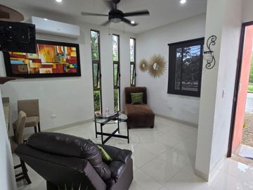 Casa en venta en Privada Yaxlum Conkal