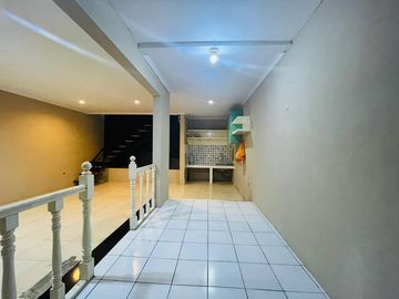 Rumah Murah Full Renov Bertingkat Siap Huni di Jingga Nagara Kota Baru