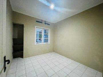 Rumah Murah Full Renov Bertingkat Siap Huni di Jingga Nagara Kota Baru