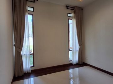 Rumah Siap Huni Area Premium di Kebayoran Heights Bintaro Sektor 7 (SP1288)