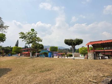 SE VENDE CASA EN FRACCIONAMIENTO HACIENDA LA ALBORADA ATLATLAHUCAN MORELOS.