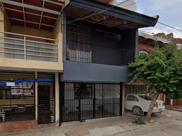 CASA EN VENTA EN TEODOMIRO MANZANO 4711 0 16 311 0 BALCONES DEL 4 GUADALAJARA TLAQUEPAQUE C.P. 44984 JALISCO