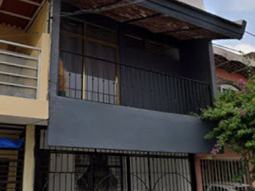 CASA EN VENTA EN TEODOMIRO MANZANO 4711 0 16 311 0 BALCONES DEL 4 GUADALAJARA TLAQUEPAQUE C.P. 44984 JALISCO