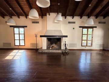 Salón comercial en renta en Valle de Guadalupe