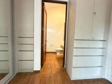 CASA EN VENTA EN HACIENDA VALBUENA LEON, GTO. ZONA NORTE. CASA CON TERRAZA TECHADA