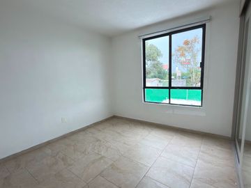 CASA EN RENTA EN HACIENDA VALBUENA LEON, GTO. ZONA NORTE. CASA CON TERRAZA TECHADA