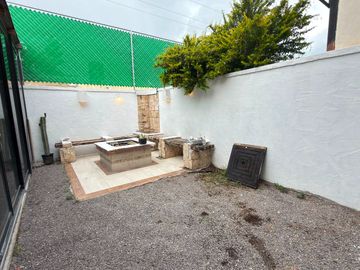 CASA EN RENTA EN HACIENDA VALBUENA LEON, GTO. ZONA NORTE. CASA CON TERRAZA TECHADA