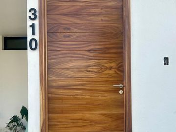 SOLARES, HERMOSA Y NUEVA CON AMPLIA RECAMARA Y BAÑO COMPLETOS EN PLANTA BAJA!!