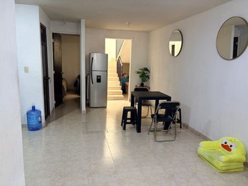 Venta de casa en Paseos de San Miguel, Queretaro