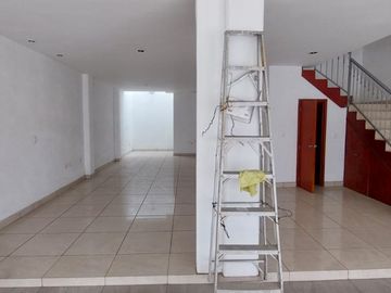 Edificio en Renta en Barrio La Estación