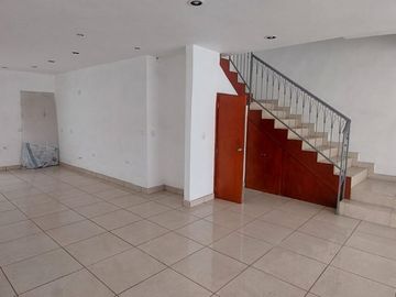 Edificio en Renta en Barrio La Estación