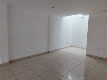 Edificio en Renta en Barrio La Estación