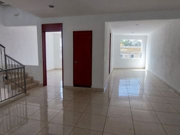 Edificio en Renta en Barrio La Estación