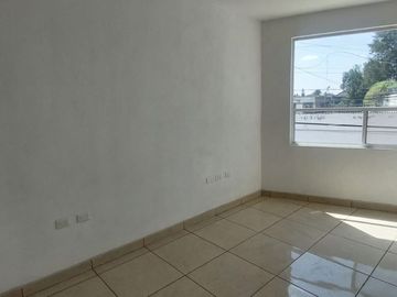 Edificio en Renta en Barrio La Estación