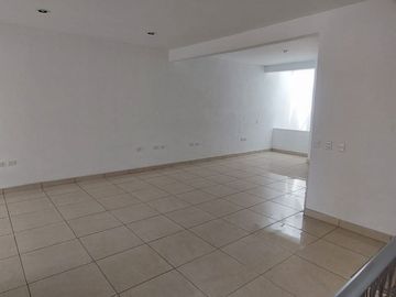 Edificio en Renta en Barrio La Estación