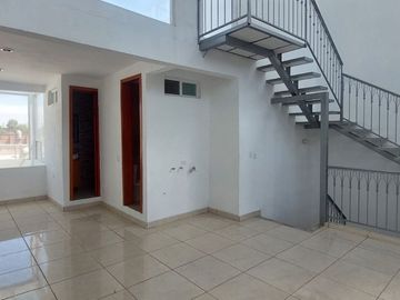 Edificio en Renta en Barrio La Estación