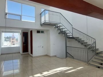 Edificio en Renta en Barrio La Estación