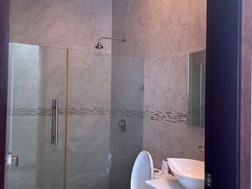 RENTA CASA DE 1 PISO AMUEBLADA EN SOBERNA SUR-ESTE DE LEON GUANAJUATO