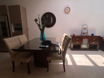 RENTA CASA DE 1 PISO AMUEBLADA EN SOBERNA SUR-ESTE DE LEON GUANAJUATO