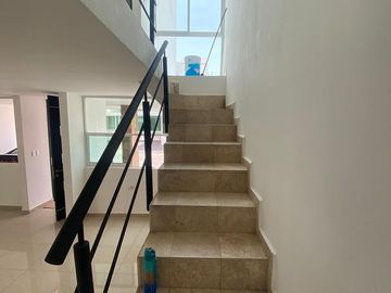 Excelente Casa en Venta con Roof Garden en Barrio El Calvario, Cuautlancingo