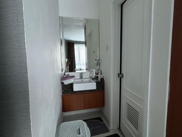Dijual Best Price Apartemen Grand Madison 2+1 Bedrooms Full Furnished di Kawasan Central Park Jakarta Barat