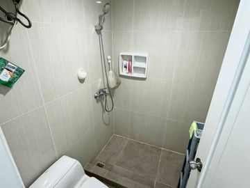 Dijual Best Price Apartemen Grand Madison 2+1 Bedrooms Full Furnished di Kawasan Central Park Jakarta Barat