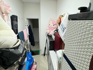 Dijual Best Price Apartemen Grand Madison 2+1 Bedrooms Full Furnished di Kawasan Central Park Jakarta Barat