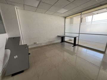 INMUEBLE COMERCIAL EN RENTA EN PASEO DE LOS INSURGENTES, LEÓN, GTO.