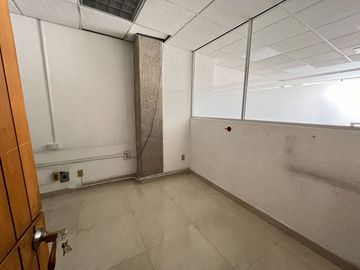 INMUEBLE COMERCIAL EN RENTA EN PASEO DE LOS INSURGENTES, LEÓN, GTO.
