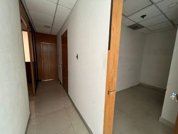 INMUEBLE COMERCIAL EN RENTA EN PASEO DE LOS INSURGENTES, LEÓN, GTO.