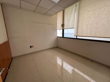 INMUEBLE COMERCIAL EN RENTA EN PASEO DE LOS INSURGENTES, LEÓN, GTO.
