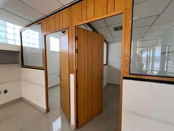 INMUEBLE COMERCIAL EN RENTA EN PASEO DE LOS INSURGENTES, LEÓN, GTO.