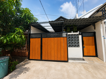 Rumah Minimalis Siap Huni di Pesanggrahan Jakarta Selatan Row Jalan Lebar