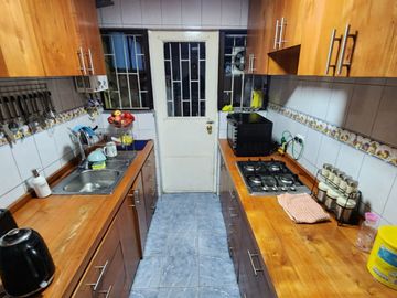 Casa amplia y familiar en Condominio Pie del Monte, Valle San Pedro
