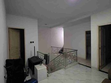 DIJUAL CEPAT RUMAH BOULEVARD DI HARAPAN INDAH BEKASI KOTA
