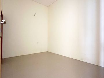 Rumah Ciracas House, Murah Mewah 2/1 LANTAI Baru, Jaktim Kota Jakarta Timur Dijual (APS)