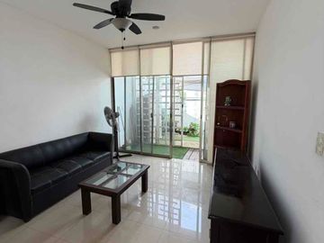 VENTA CASA SOBRE AV 135 CANCUN