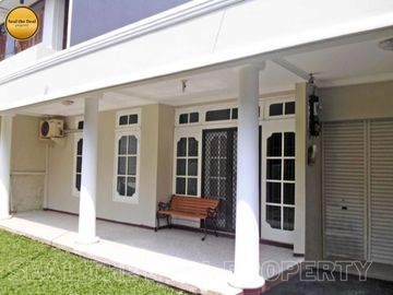 Disewakan Rumah di Area Senopati/Kebayoran Baru Jakarta Selatan | Std122