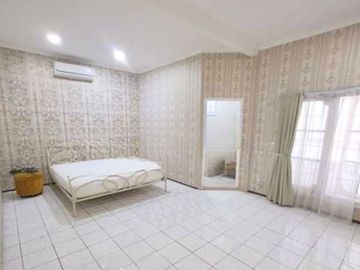 Disewakan Rumah di Area Senopati/Kebayoran Baru Jakarta Selatan | Std122