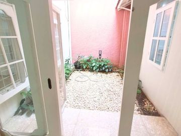 Disewakan Rumah di Area Senopati/Kebayoran Baru Jakarta Selatan | Std122