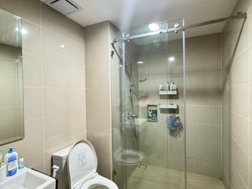 Apartemen The Kensington Royal Suites Kelapa Gading, Jakarta Utara