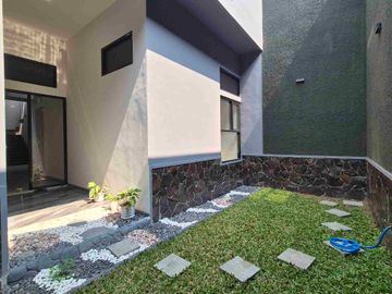 Rumah Baru 2 Lantai di Boulevard Araya Greenwood Golf