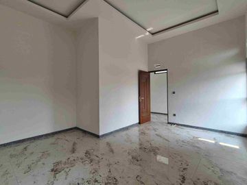 Rumah Baru 2 Lantai di Boulevard Araya Greenwood Golf