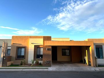 Casa en Renta en Rivello Residencial