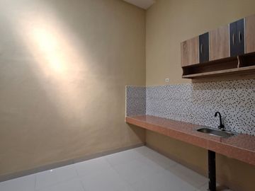 Dijual rumah di villa gading harapan pintu timur bekasi babelan