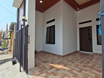 Dijual rumah di villa gading harapan pintu timur bekasi babelan