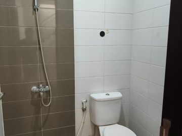 DIJUAL Rumah Modern Minimalis Dg Vibes Homey Siap Huni Keamanan 24 Jam Dg One Gate System Akses Dekat Pusat Kota dan Pendidikan di Greenland