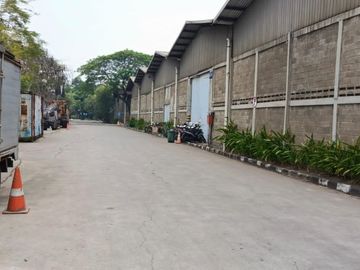 Gudang 1.176 m² Disewa Cakung Jakarta Timur | Akses Container 40 Feet