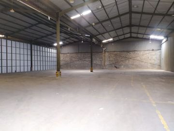 Gudang 1.176 m² Disewa Cakung Jakarta Timur | Akses Container 40 Feet